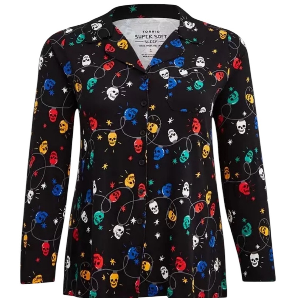 TORRID 2 2X Christmas Holiday Pajama Top Shirt Lights Skulls Button Up Super Sft